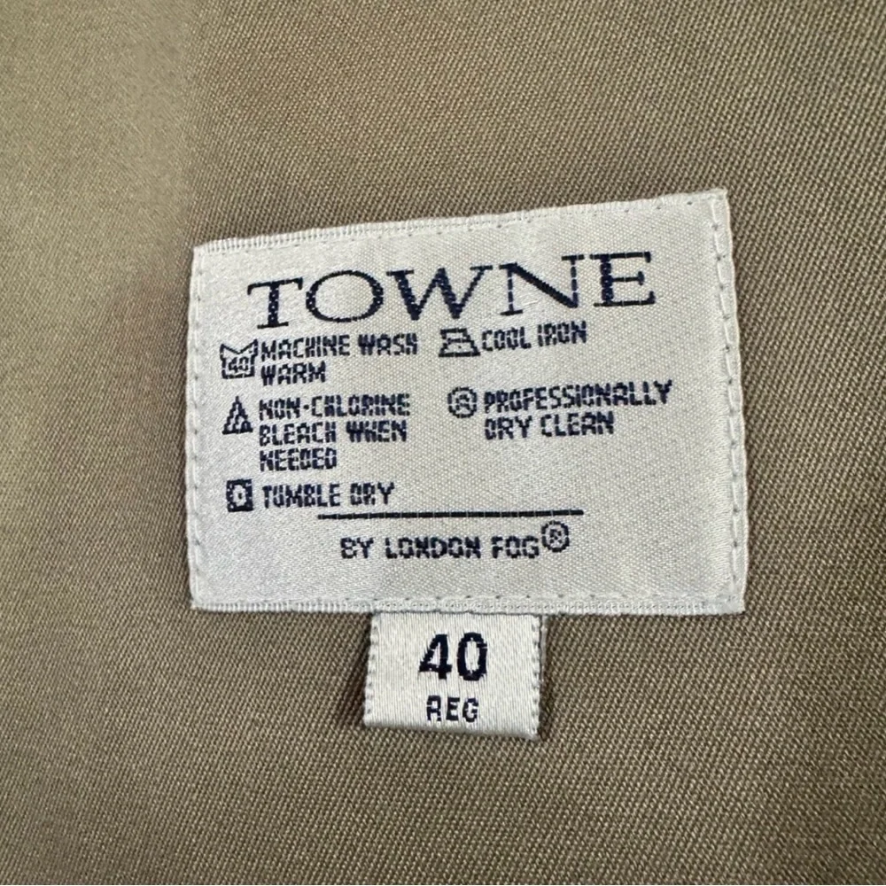 London Fog “Towne” Tan Double-Breasted Overcoat-Belted, Zip-Out Lining, 40R - Picture 5 of 7